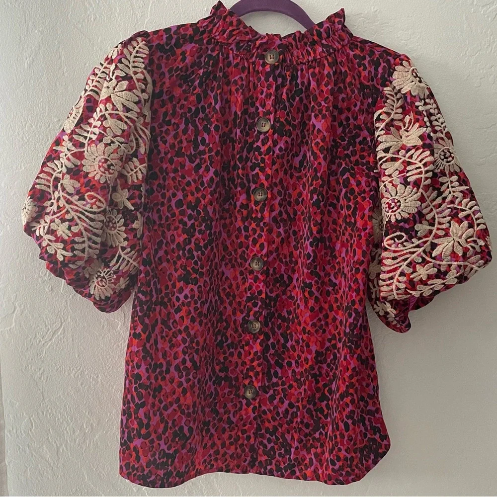 Anthropologie THML Embroidered Puff Sleeve Texture Top